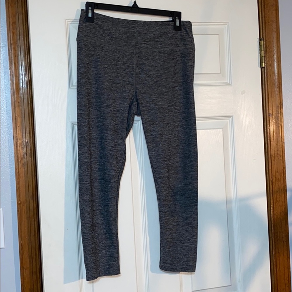 Grey workout leggings!